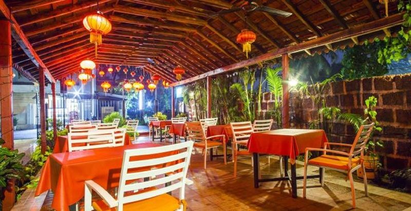 קלנגוטה Sea Breeze Inn Resort מראה חיצוני תמונה